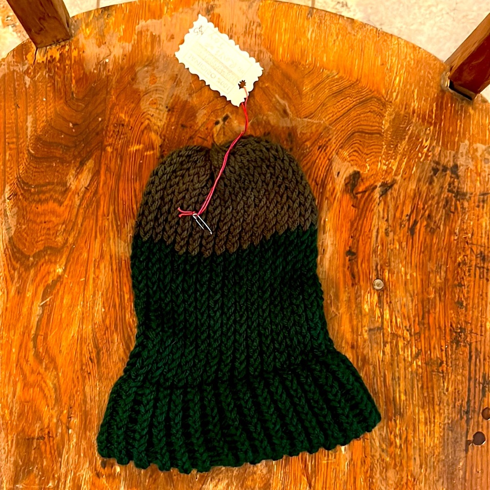 Handmade, New, Men’s Loom Knitted, Winter Hat, Size Small, Mixed green